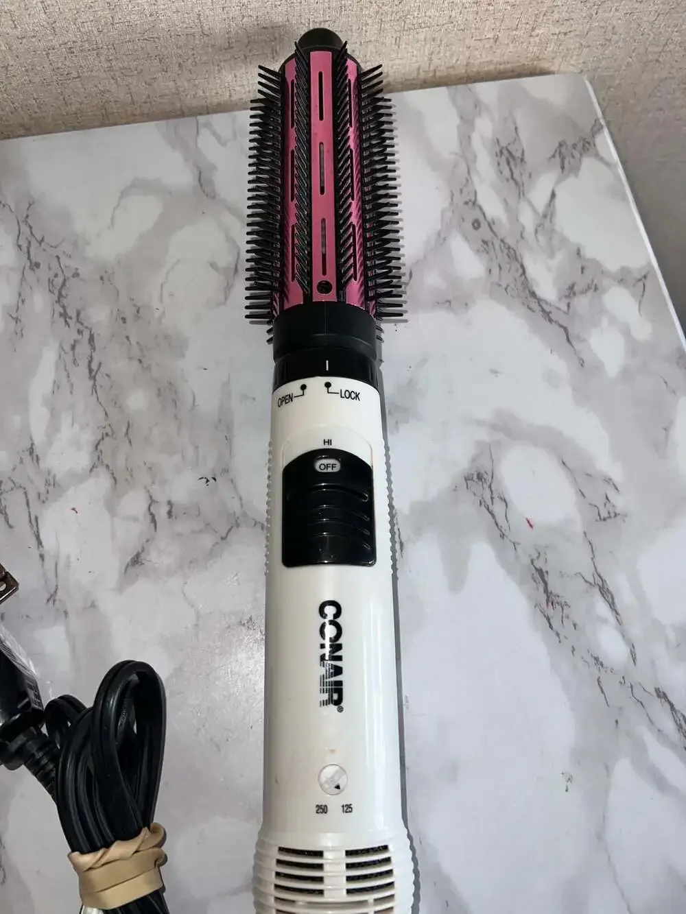 Conair CD160PCS Dual Voltage Hot Air Styling Brush